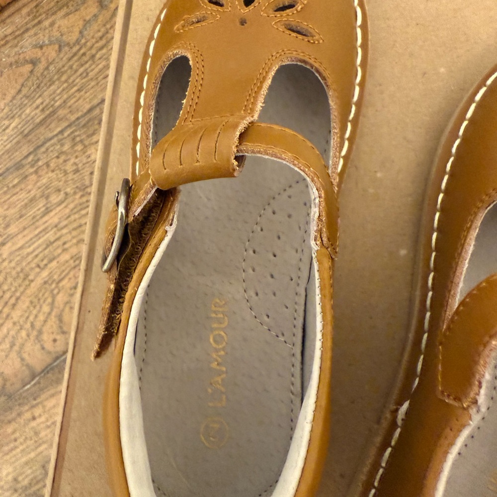L'Amour Appleseed Mary Jane Kids Shoes - Tan - Picture 6 of 7